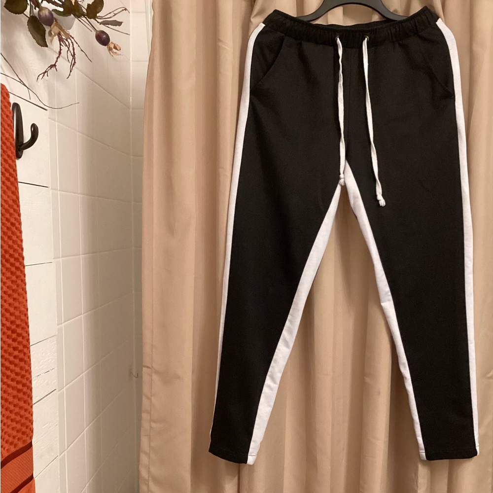 🌈 Black and White Men's Jogger Pants Size:Small SHEIN GUC